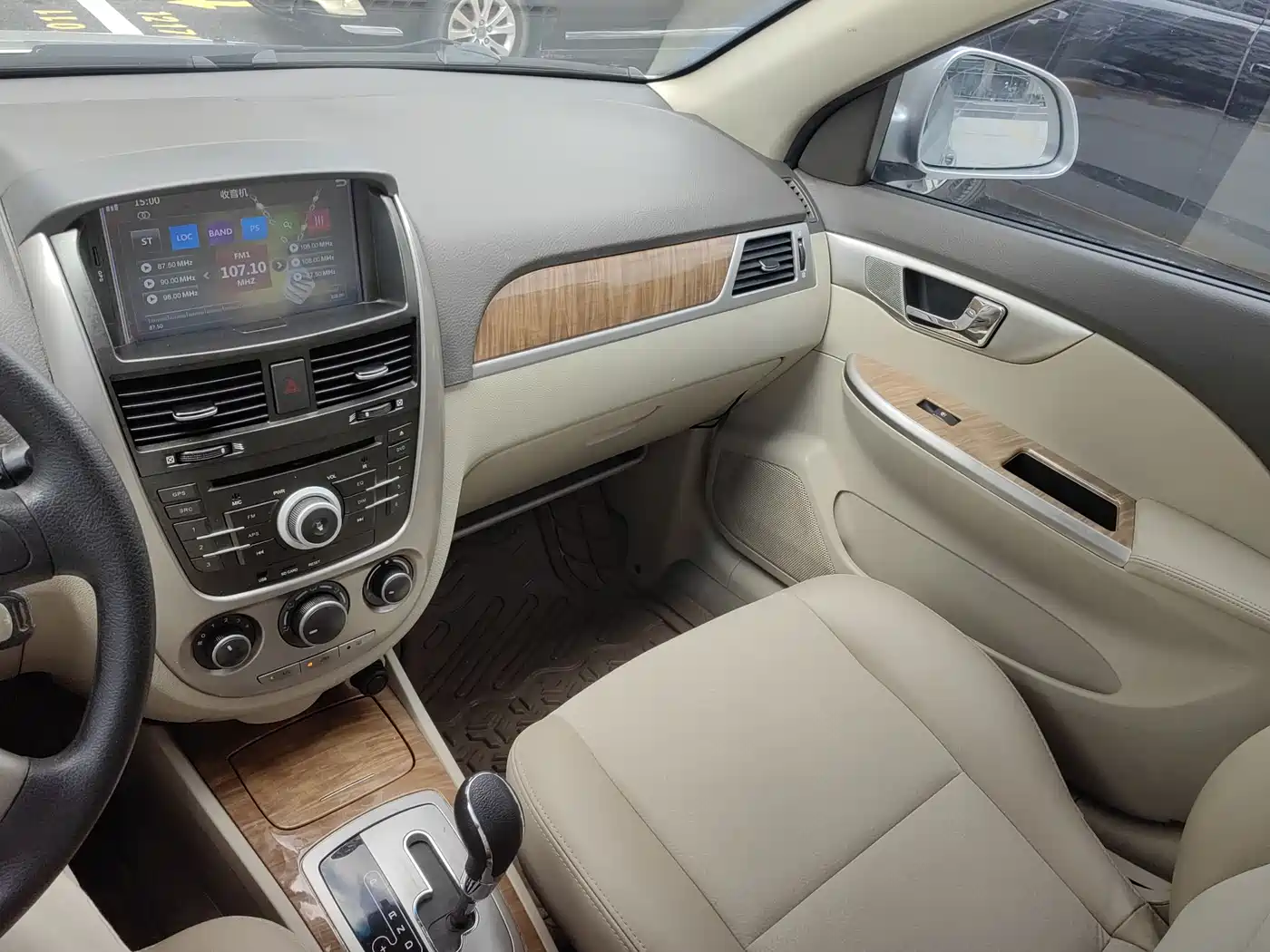 Buick Excelle 2015 1.5L Automatic Classic фото 7