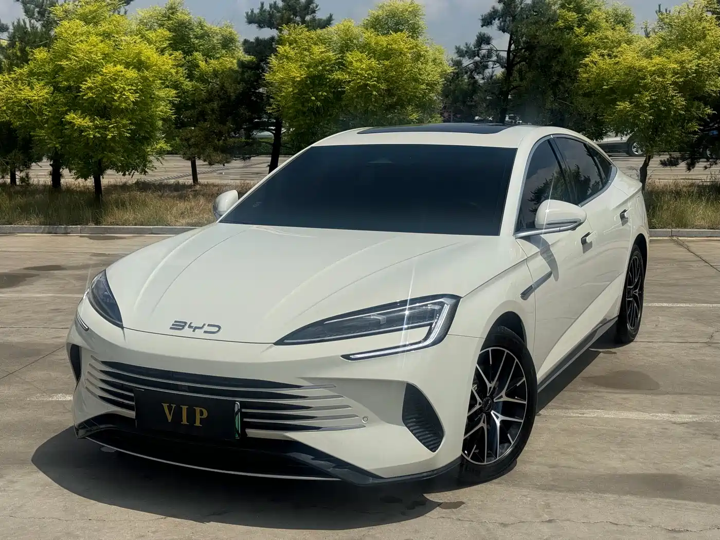 BYD Seal 2024 Glory Edition DM-i 1.5L 121km Luxury