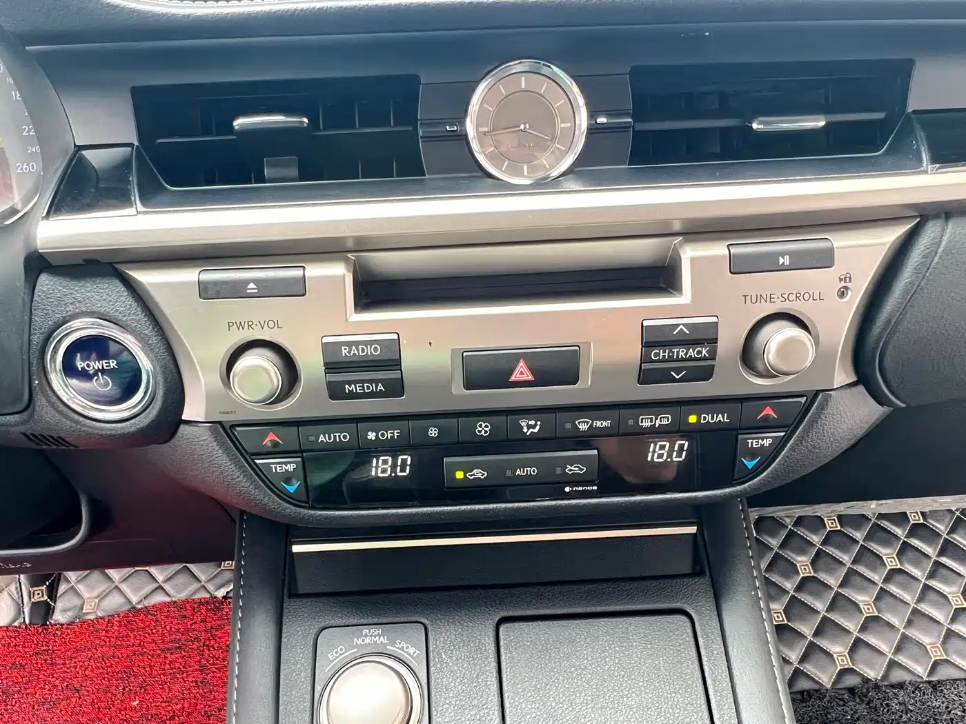 Lexus ES 2015 300h Comfort Edition фото 25
