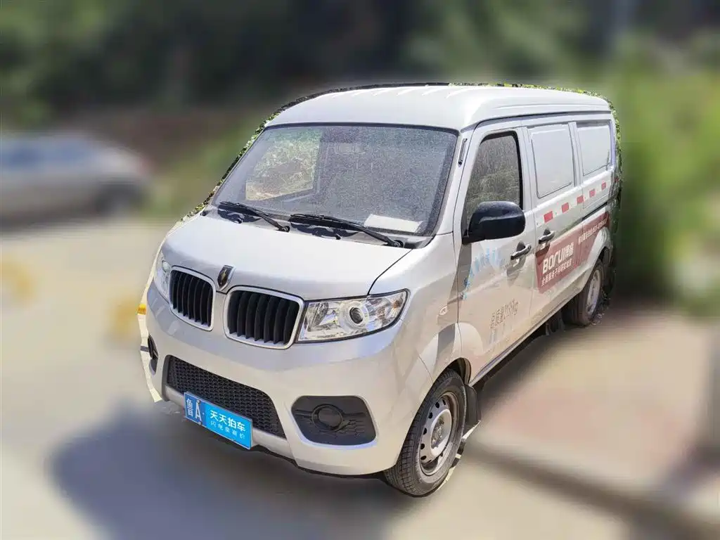Jinbei Little Sea Lion X30 2023 1.5L Super Comfort Van 2/5 Seats Non-AC SWC15M