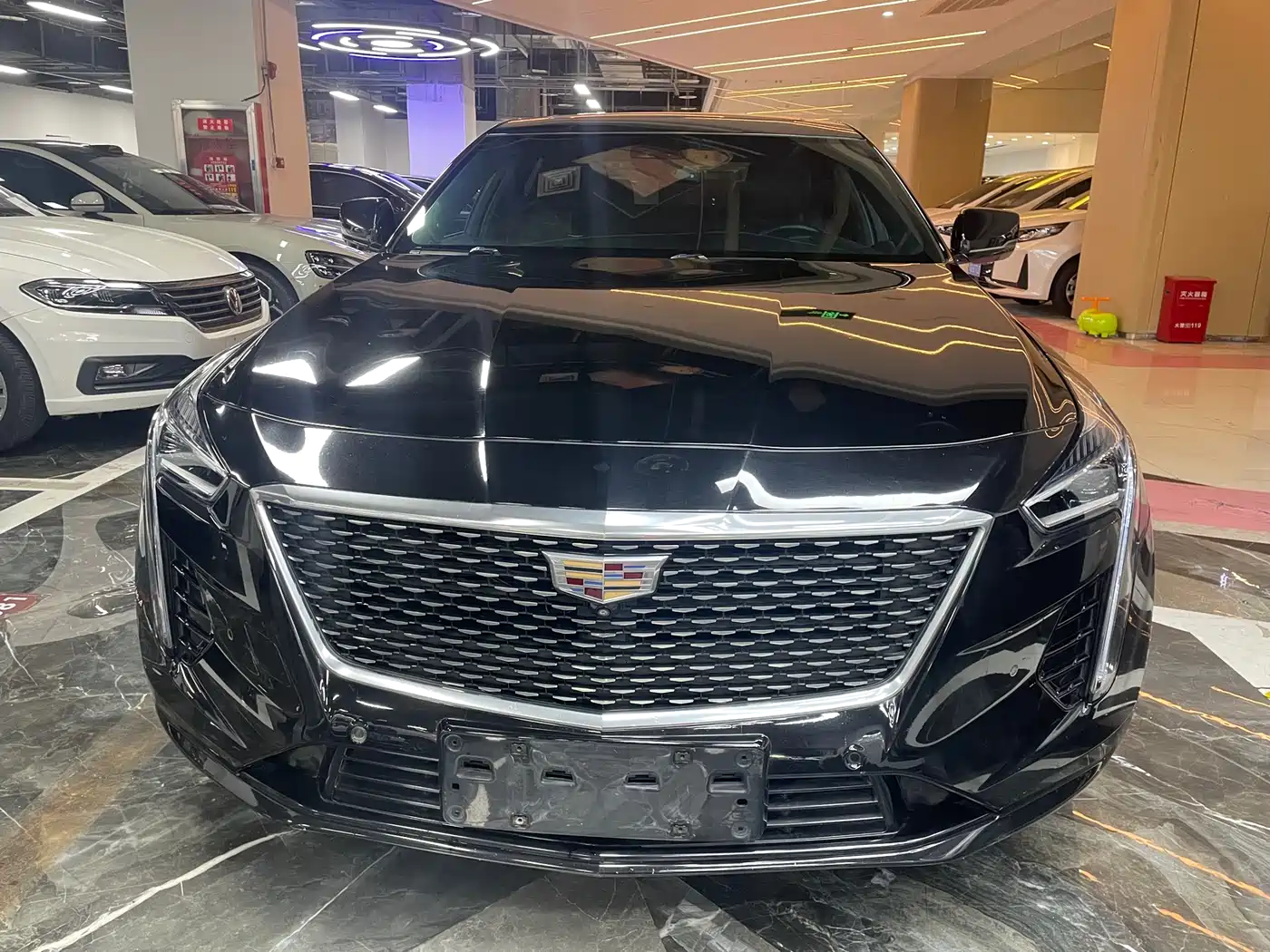 CADILLAC CT6