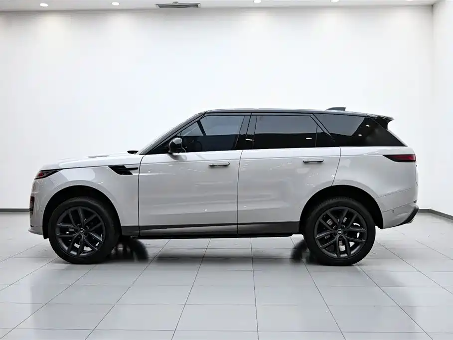 Land Rover Range Rover Sport 2023 400PS Dynamic SE фото 5