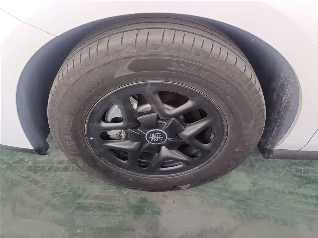 BYD Qin PLUS 2025 DM-i Smart Drive 55KM Leader фото 23