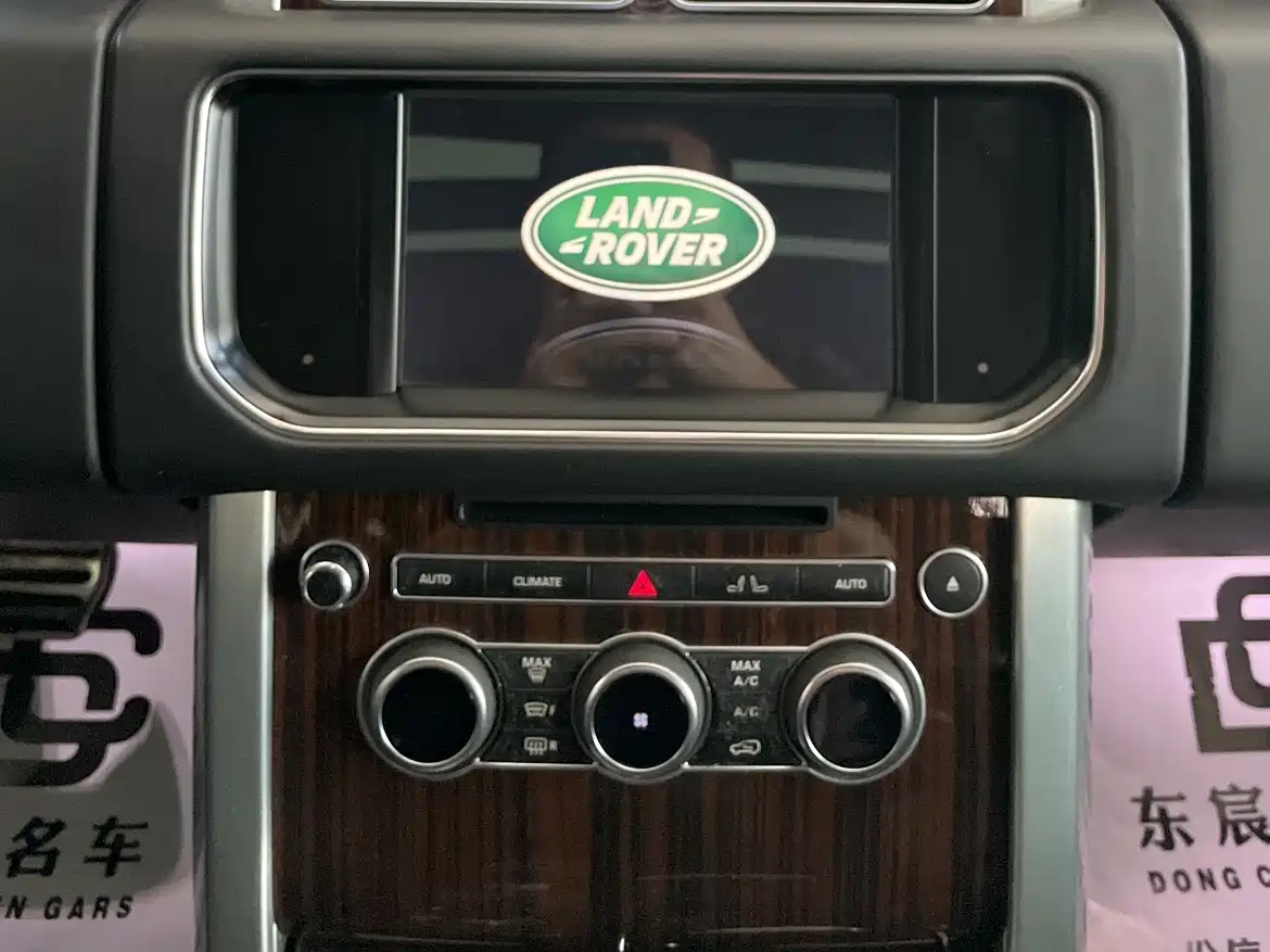 Land Rover Range Rover 2015 3.0 SC V6 Vogue фото 19