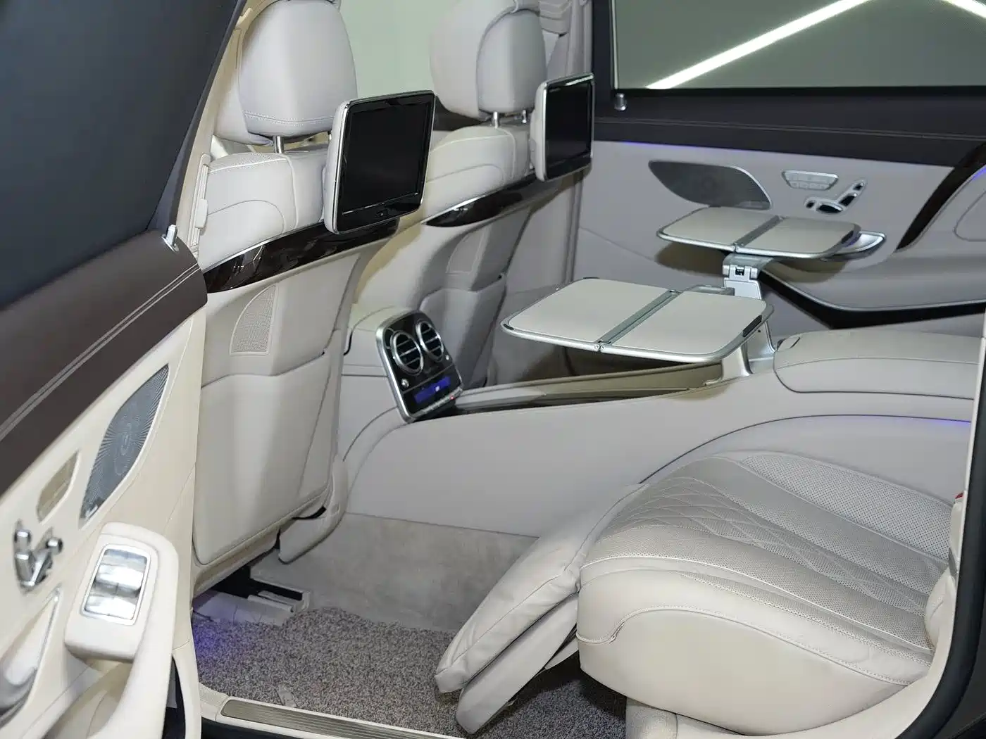 Mercedes-Benz Maybach S-Class 2017 S 500 4MATIC фото 30