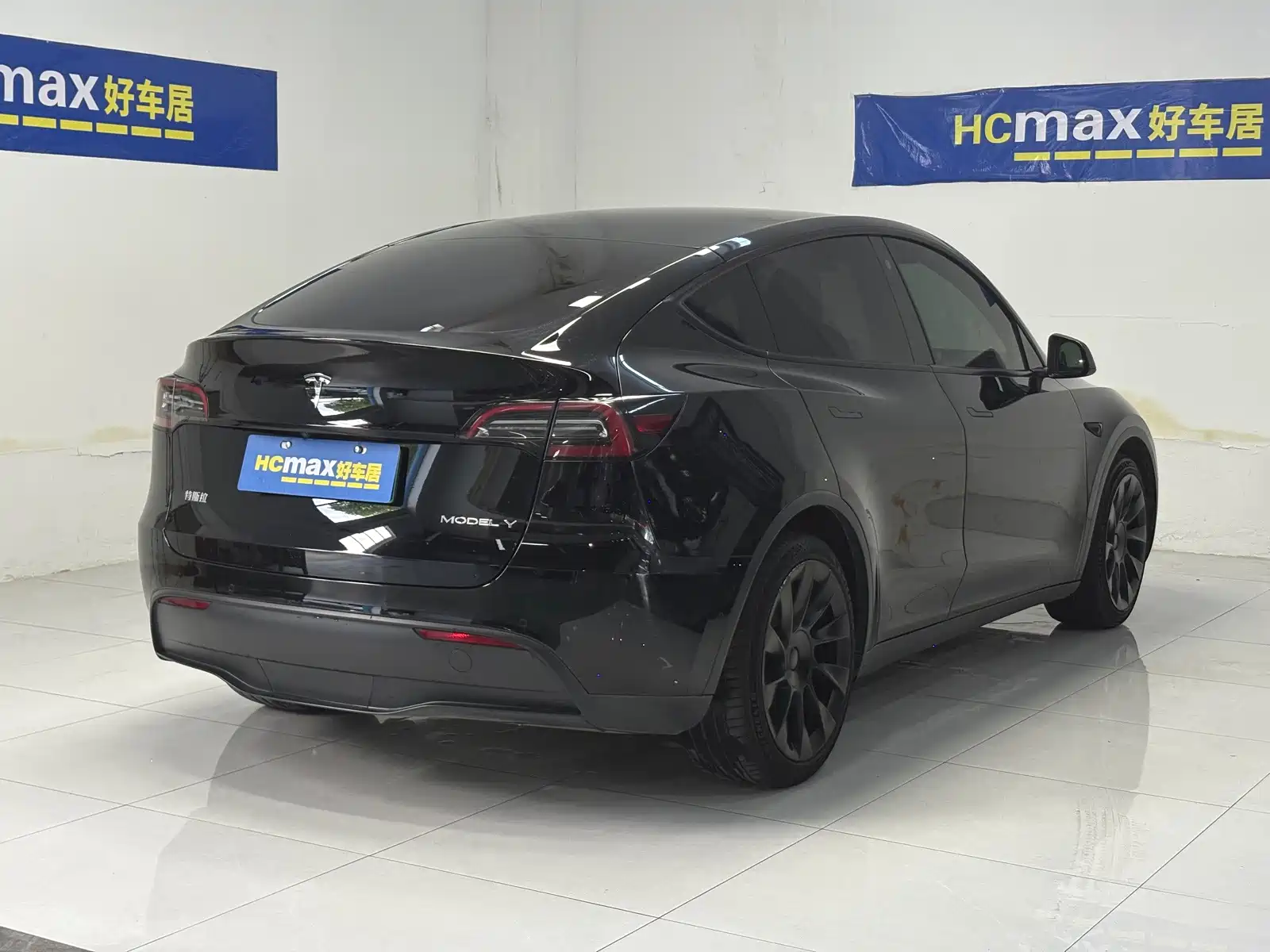 Фото 4 - Tesla Model Y