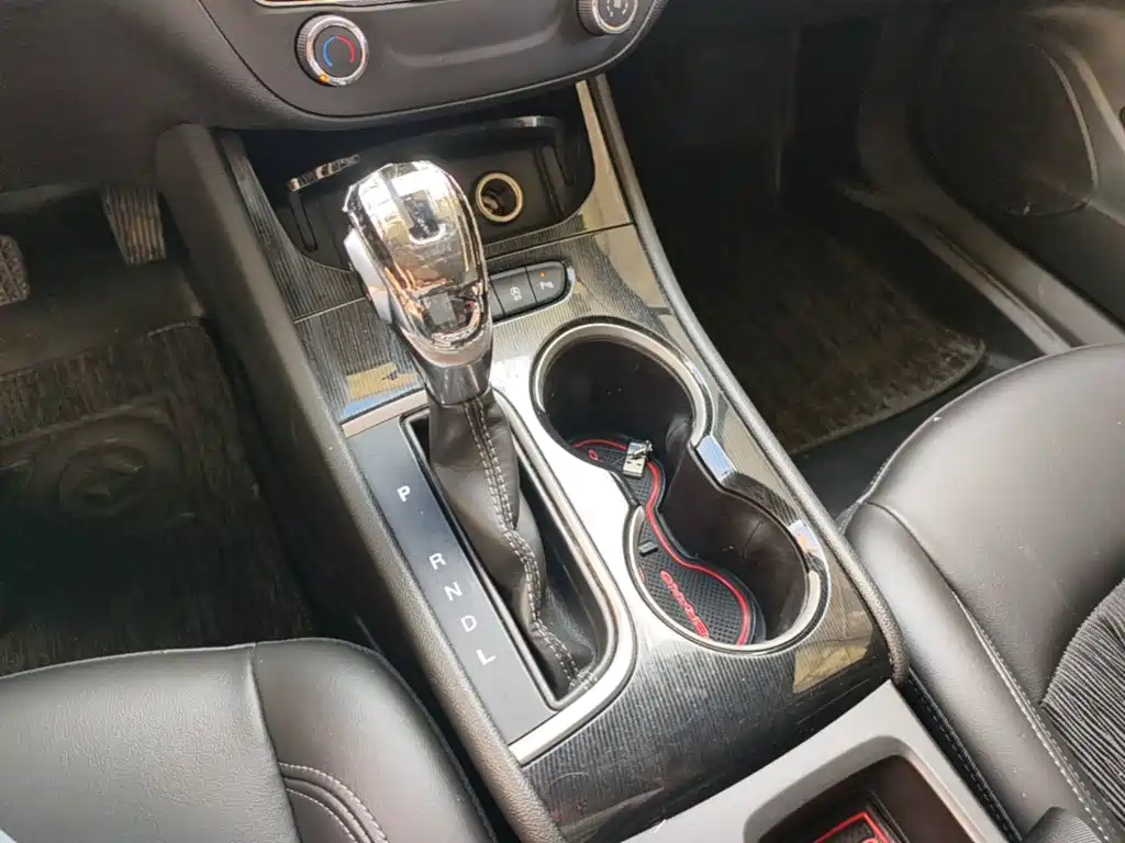 Photo 14 - Buick Verano