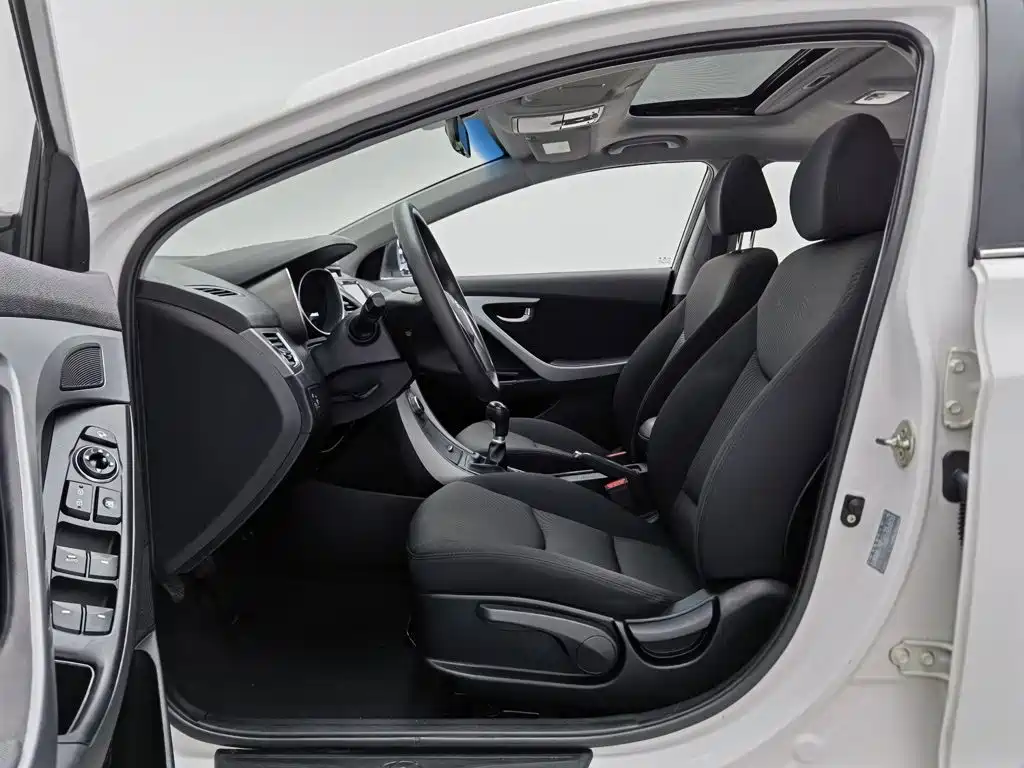 Hyundai Langdong 2017 2016 1.6L Manual Premium Edition