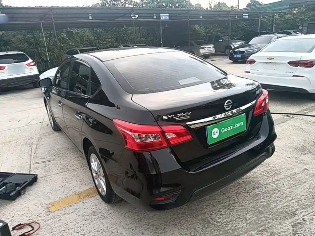 Nissan SYLPHY, миниатюра 5