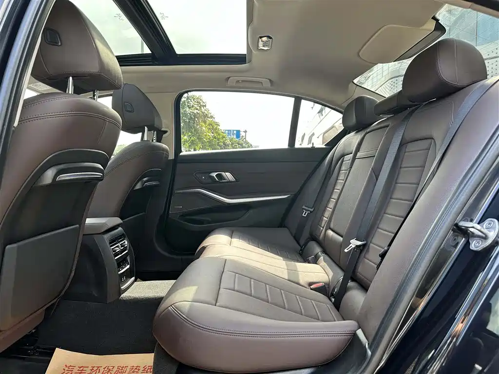 BMW 3 Series 2020 325Li M Sport Black Night Package фото 17