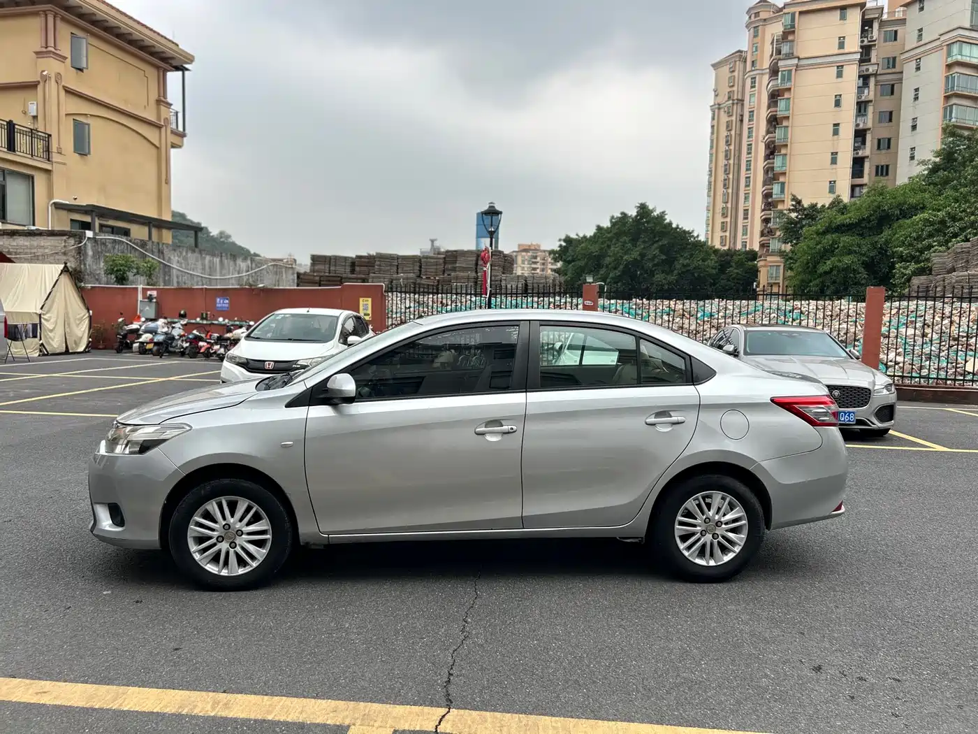 Toyota Vios 2014 1.5L Automatic Wisdom Edition фото 4