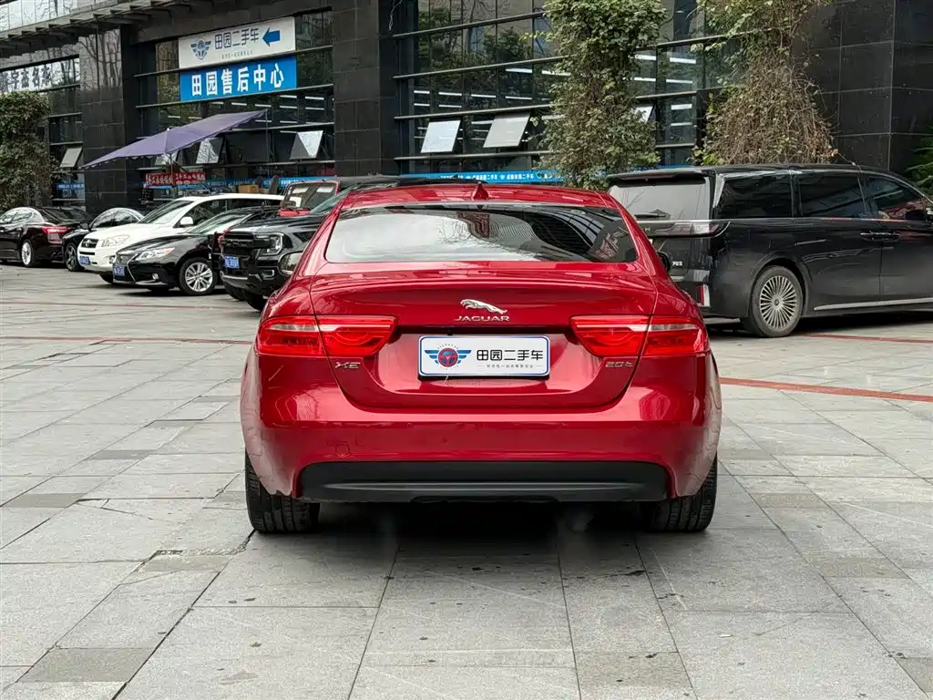 Jaguar XE 2017 2017 2.0T 200PS R-Sport
