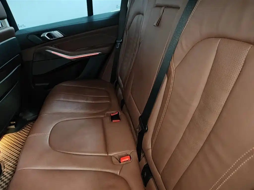 BMW X5 (IMPORTED)