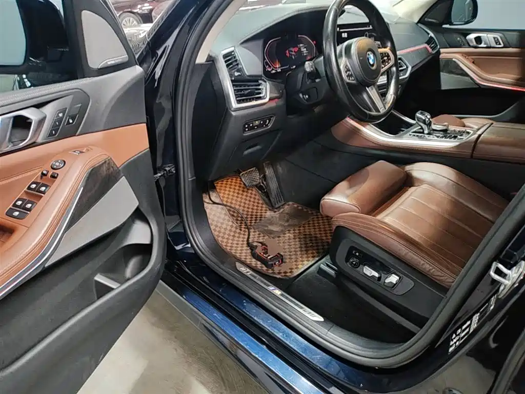BMW X5 (IMPORTED)