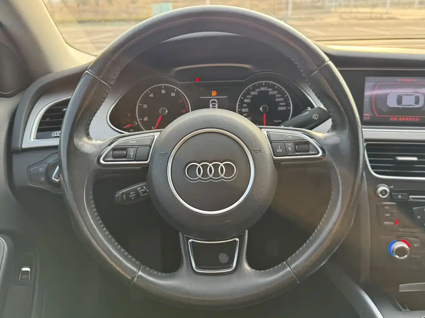 Audi A4L 2015 35 TFSI Auto Standard фото 9