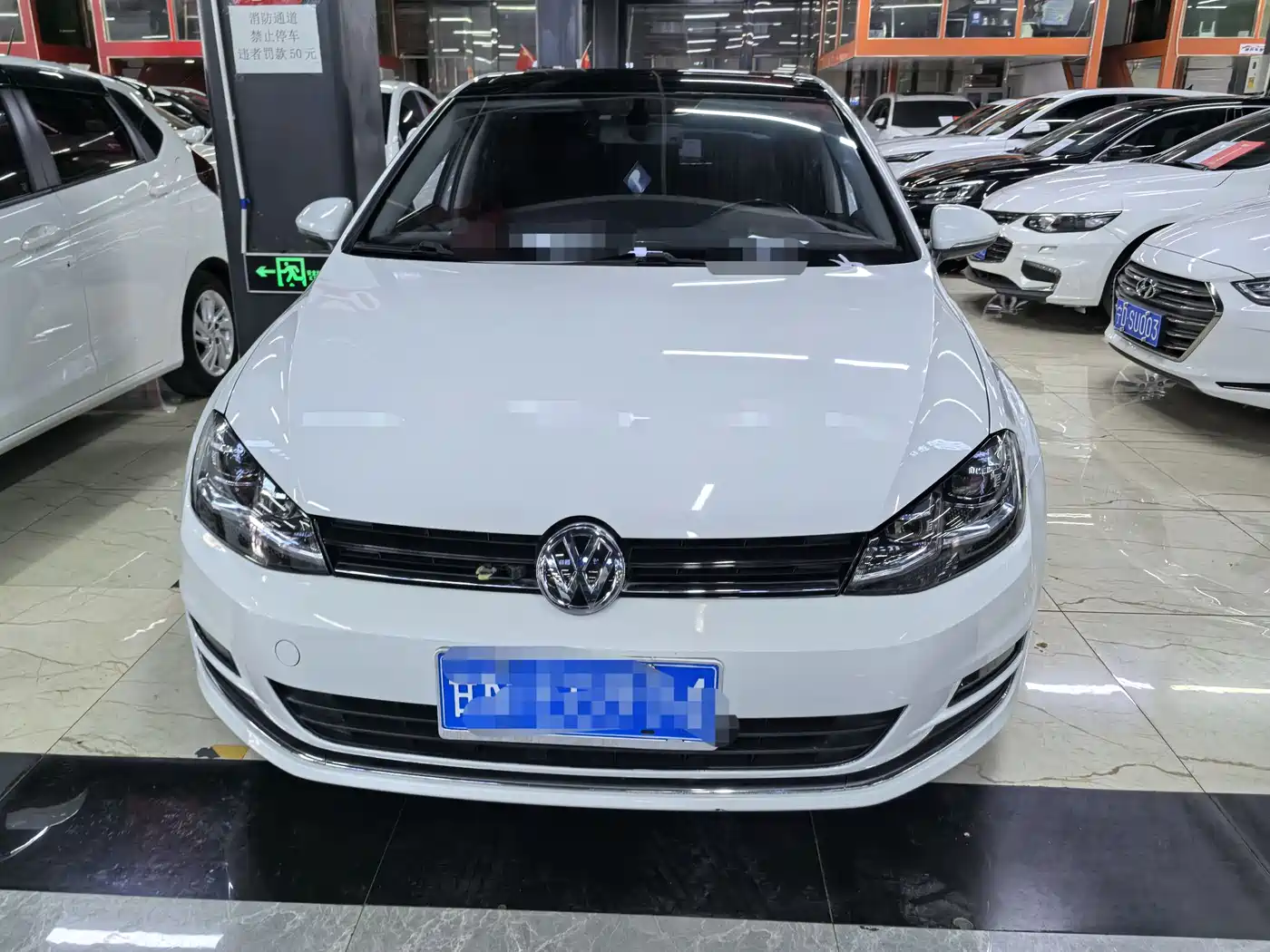 Volkswagen Golf 2015 1.4TSI Automatic Luxury фото 2