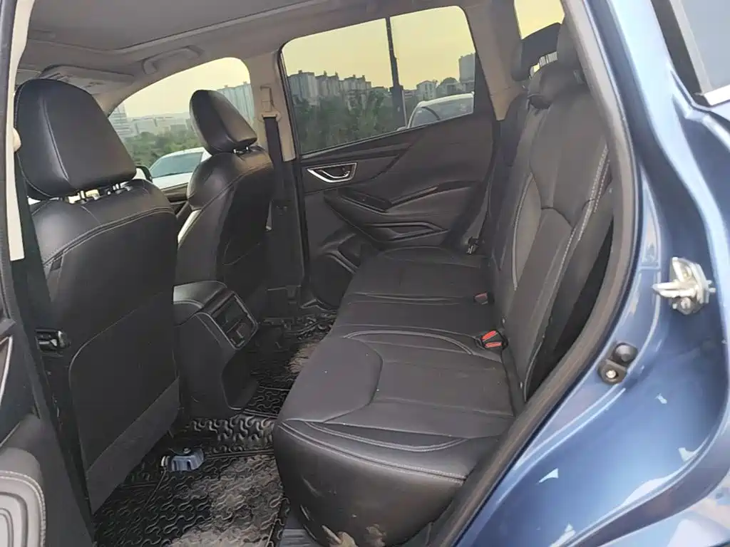 Фото 17 - Subaru Forester