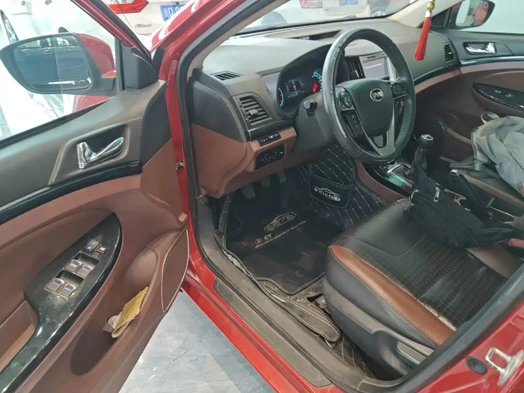 BYD Surui 2015 2015 1.5L Manual Comfort Model
