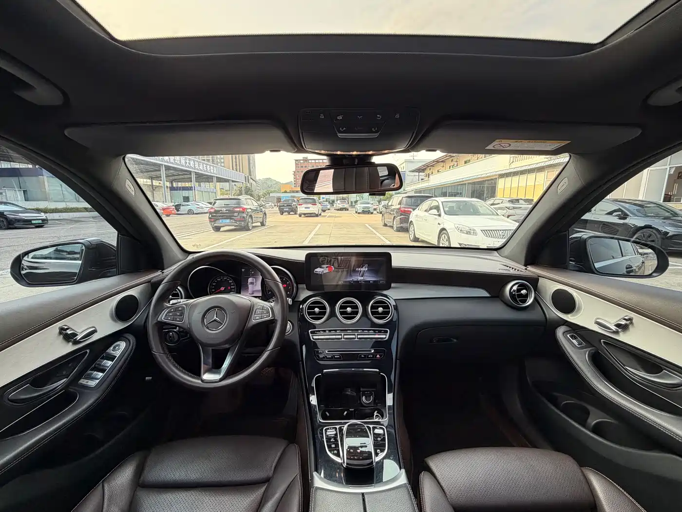 Mercedes-Benz GLC 2019 Model GLC 200 L 4MATIC фото 6