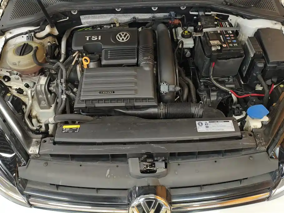 Volkswagen Golf 2018 230TSI Automatic Comfort фото 10