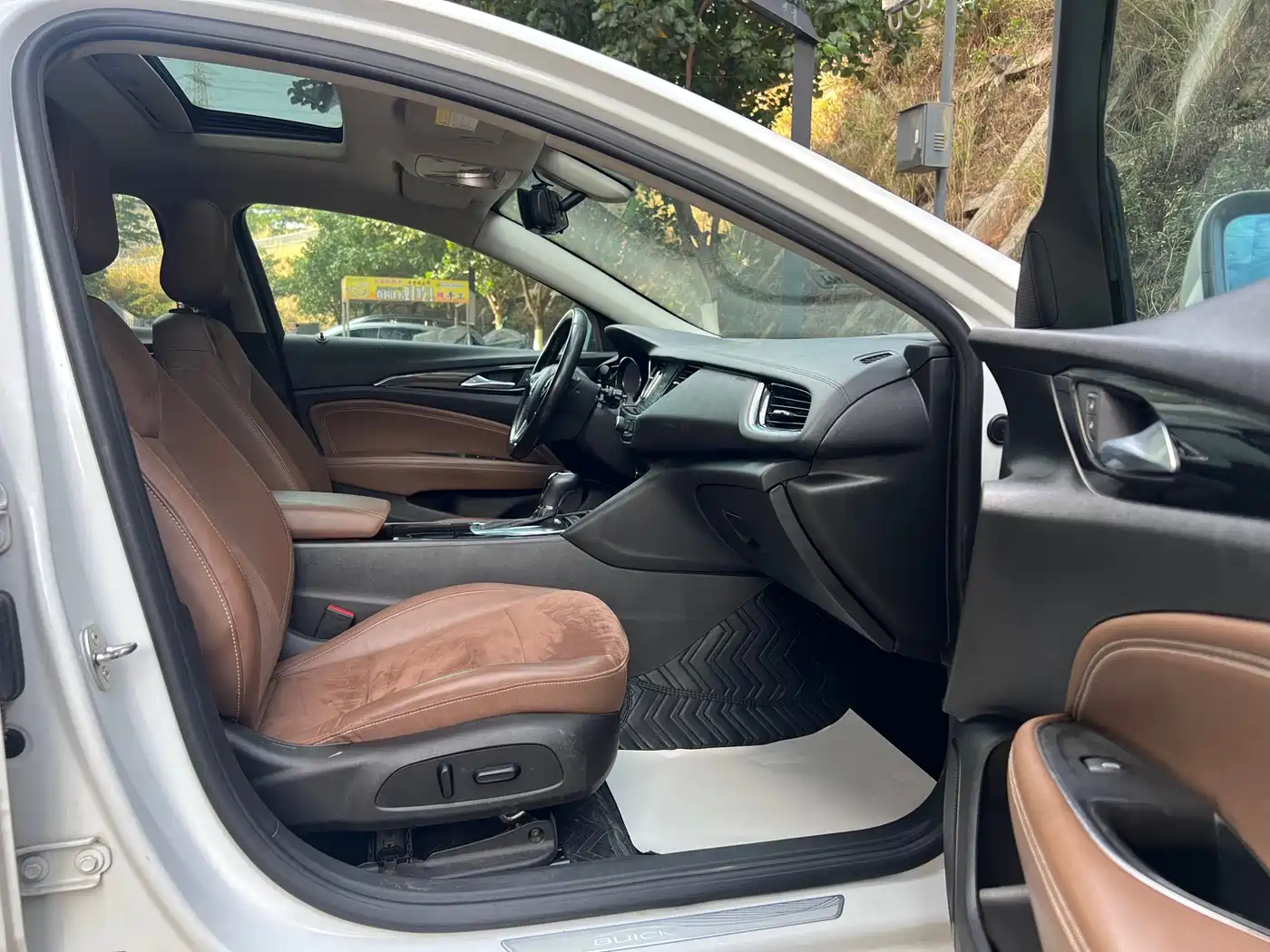Buick Regal 2019 20T Luxury China VI фото 12