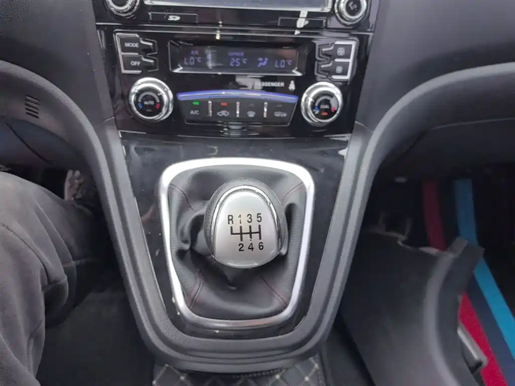 Haval H6 2015 Upgraded 1.5T Manual 2WD Elite фото 14