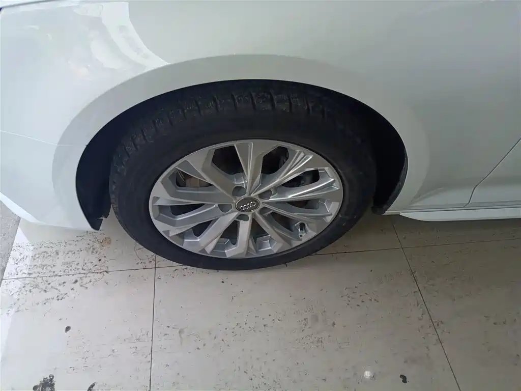 Audi A4L 2019 40 TFSI Progressive (China V) фото 23