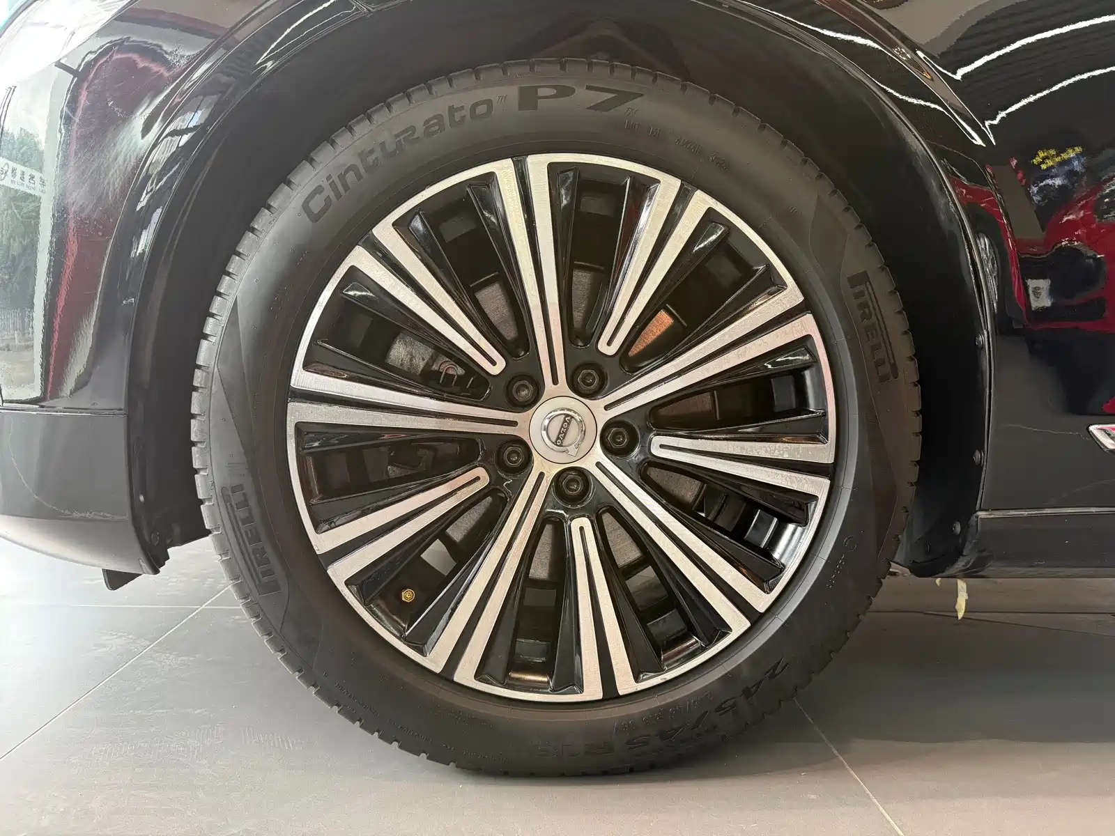 Фото 14 - Volvo S90