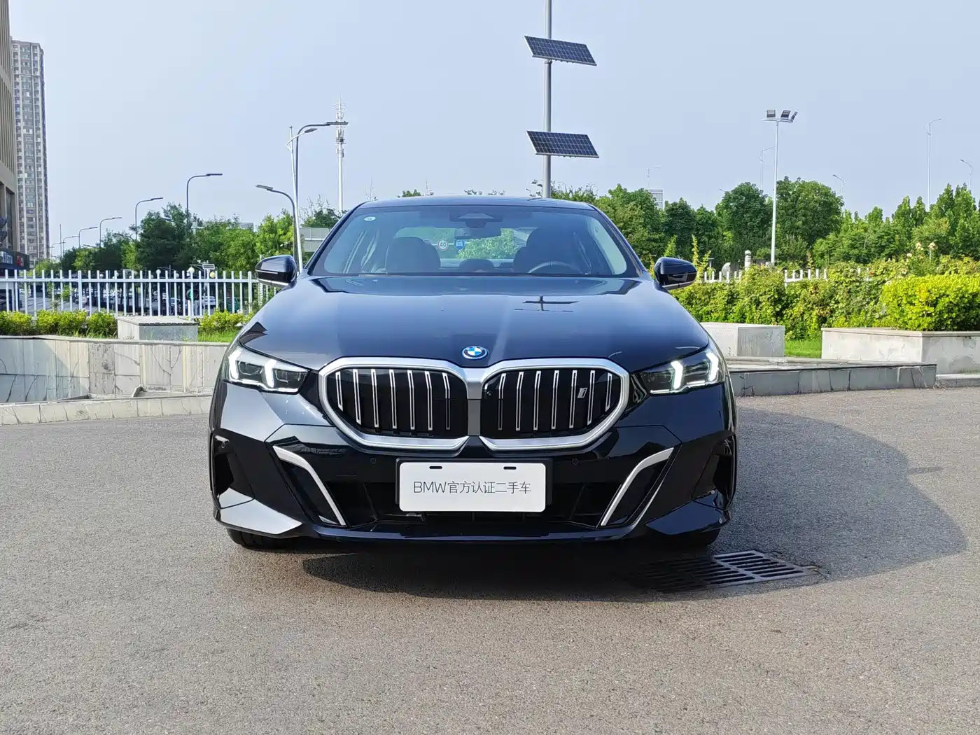 2026 BMW i5