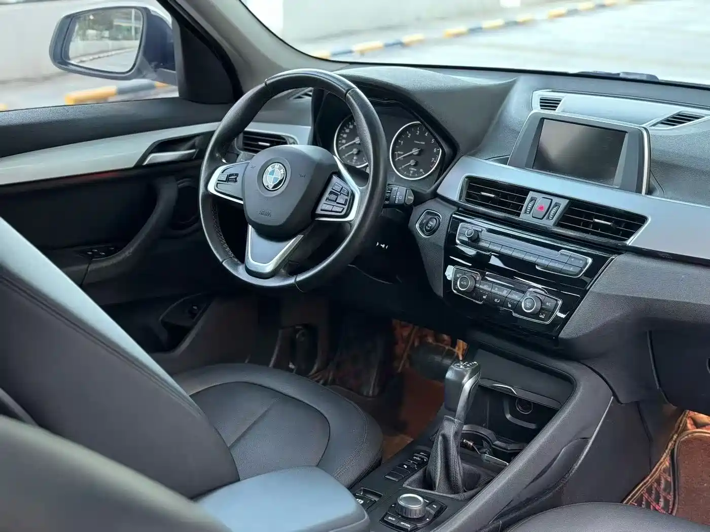 BMW X1 2016 sDrive18Li Fashion Model фото 4