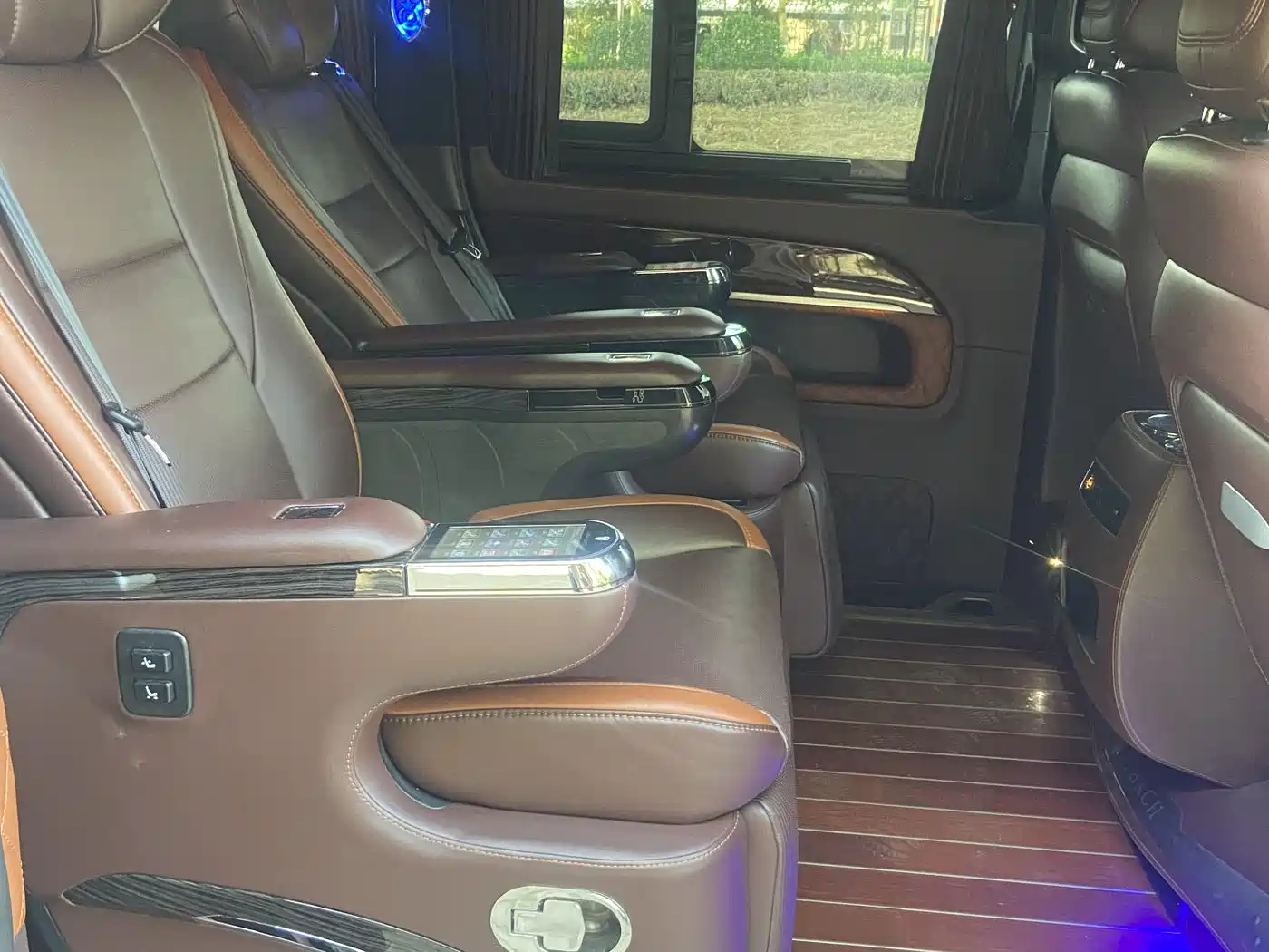 Mercedes-Benz V-Class 2018 V 260 L Premium Long Version China V фото 7