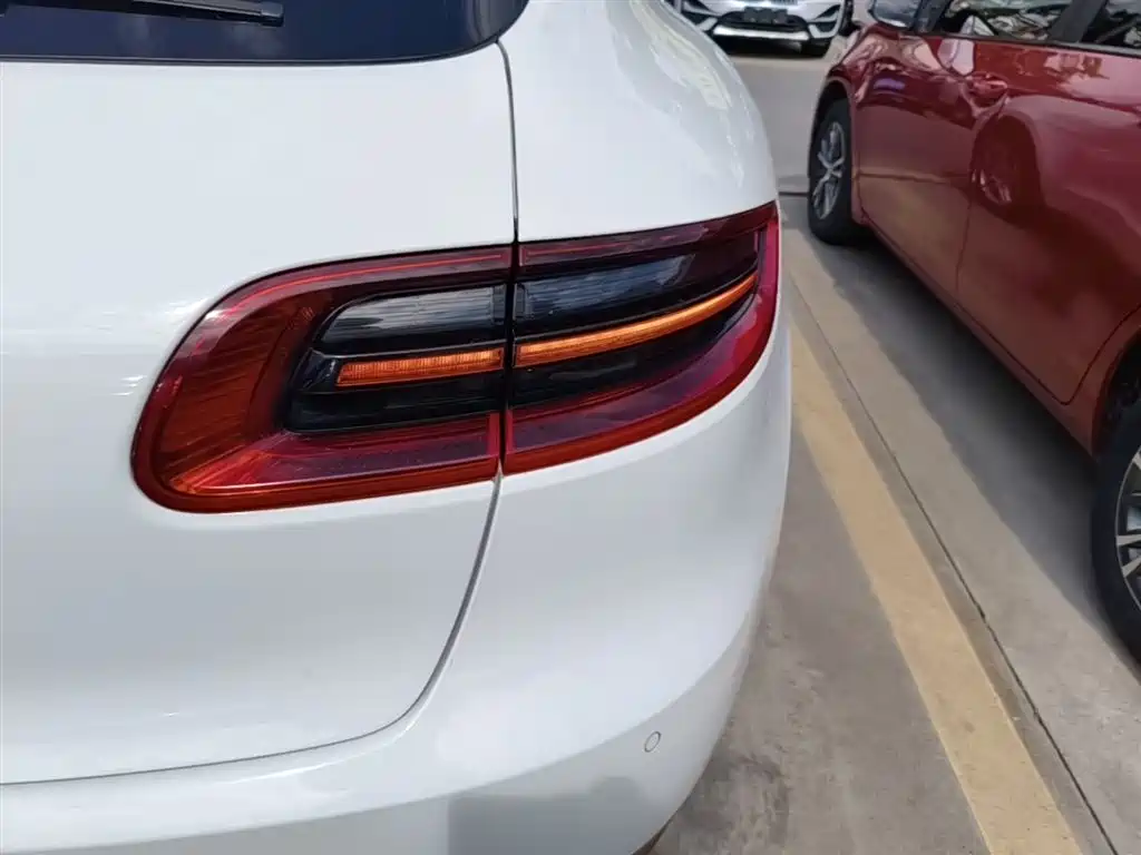 Porsche Macan 2017 Macan S 3.0T фото 8
