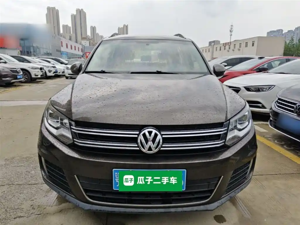 Volkswagen Tiguan 2015 1.8TSI Automatic 2WD Trendline фото 3