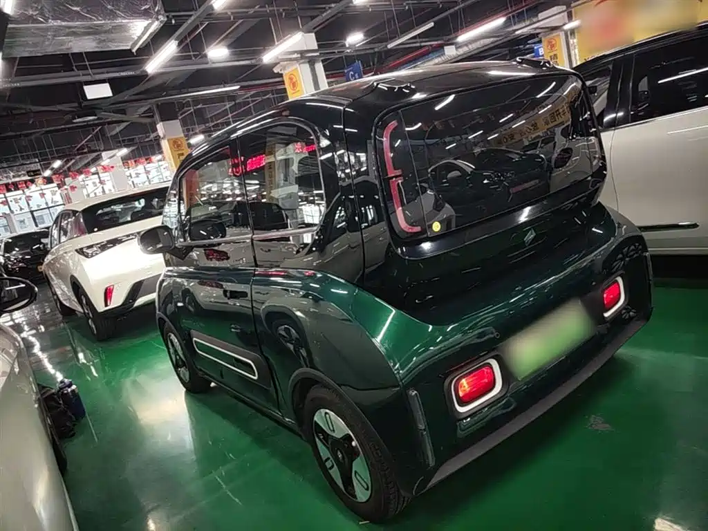 Фото 5 - Baojun KiWi EV