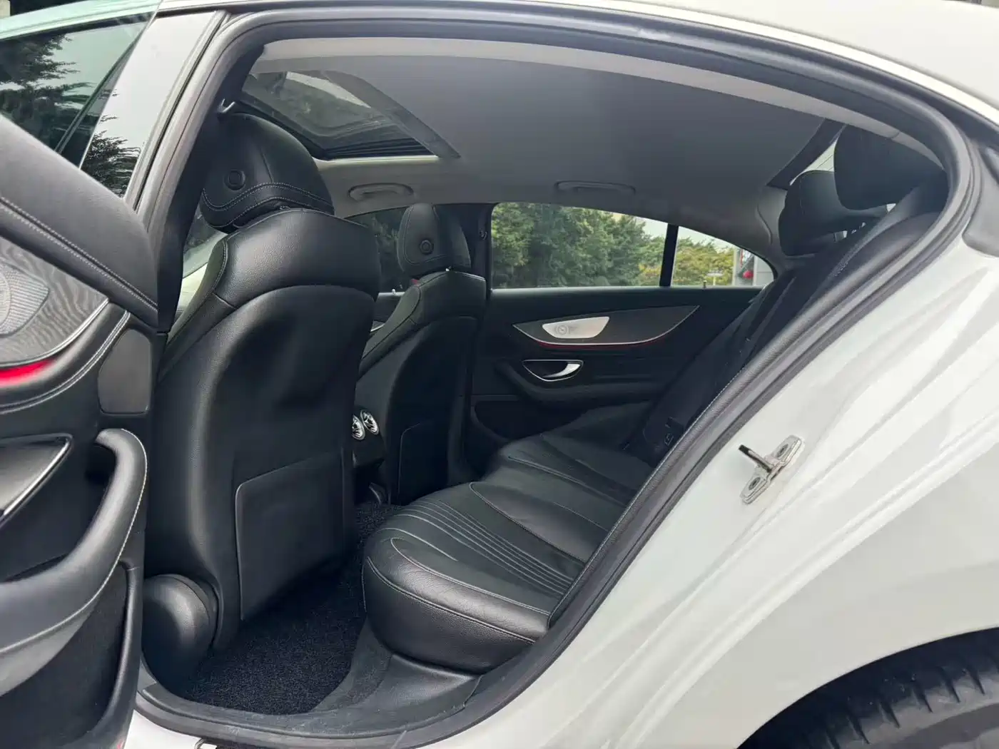 Mercedes-Benz CLS 2020 CLS 300 Dynamic фото 6