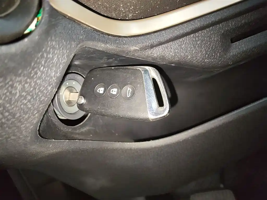 Фото 9 - Baojun KiWi EV
