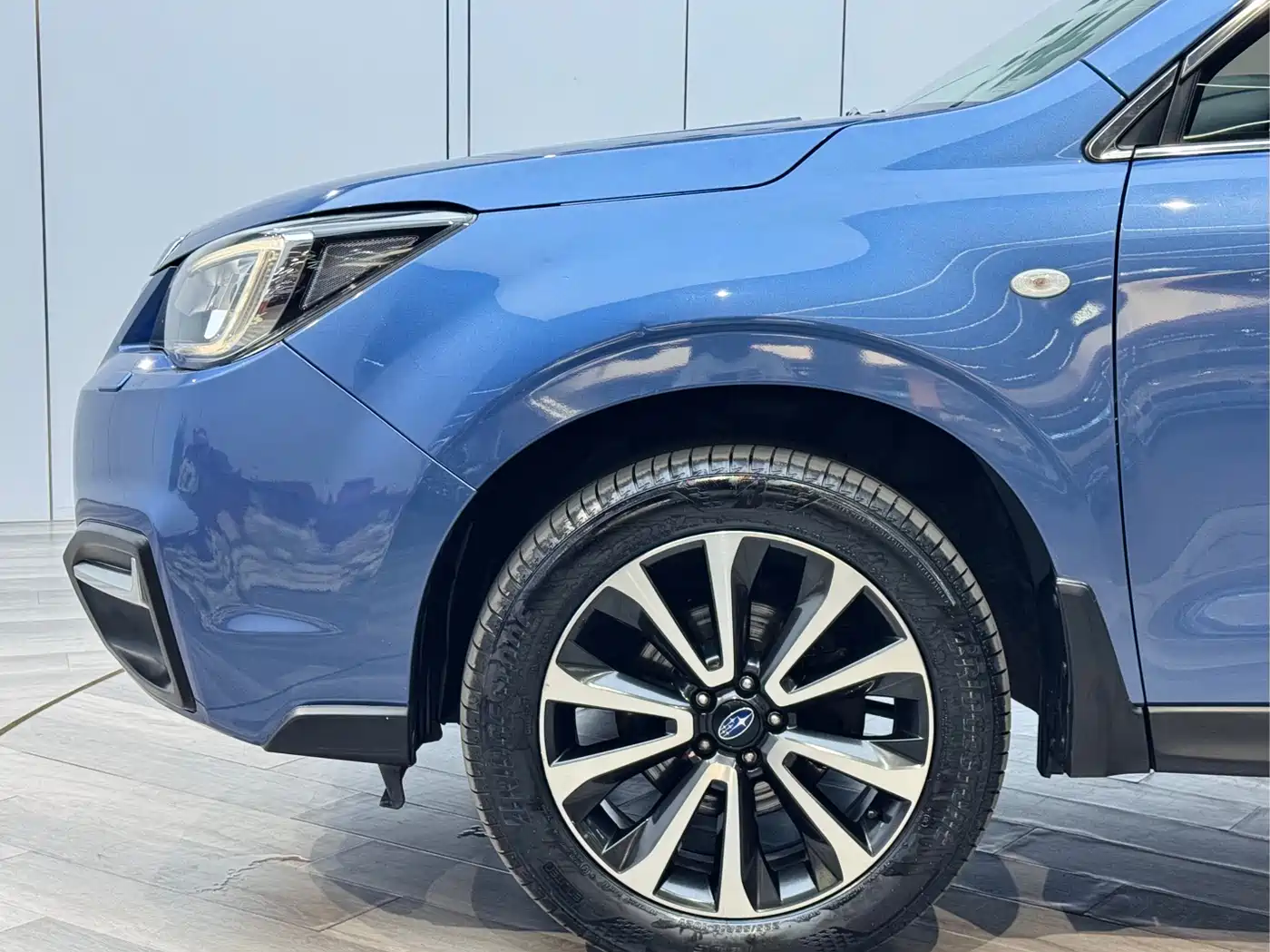Subaru Forester 2018 2.0i Luxury Navigation Edition фото 9