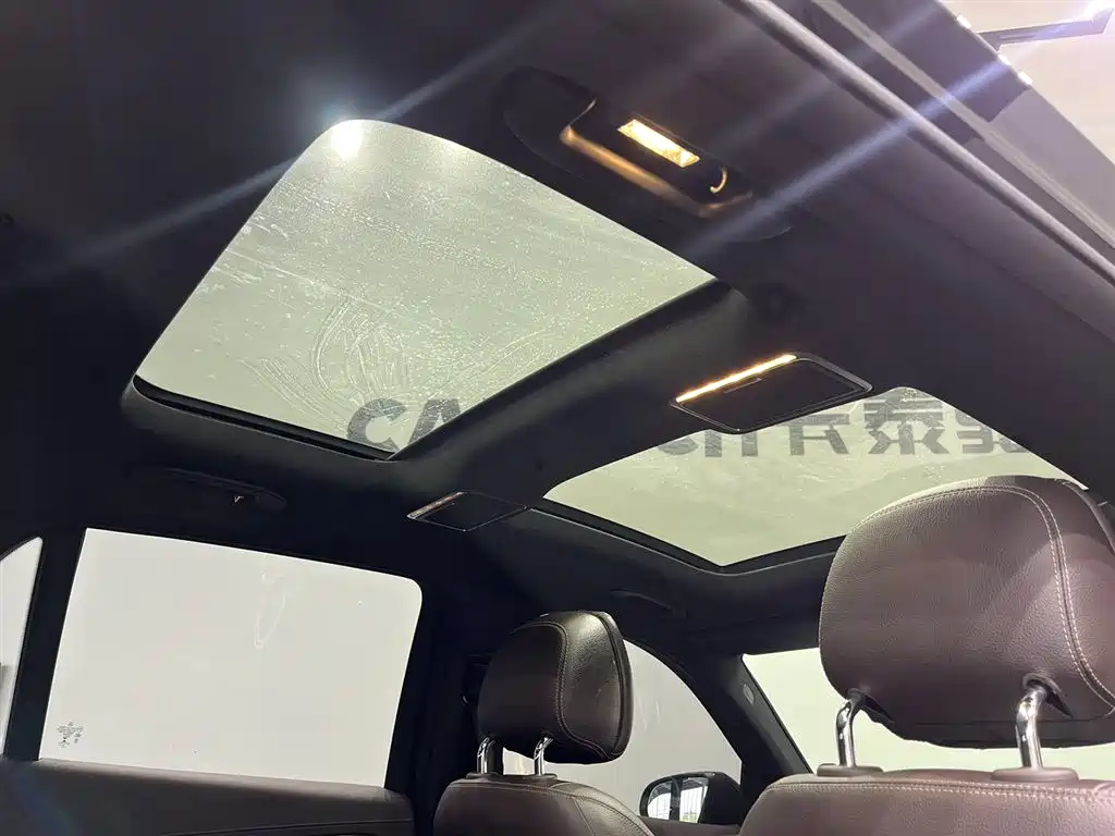Mercedes-Benz GLC 2019 GLC 260 L 4MATIC Dynamic фото 21