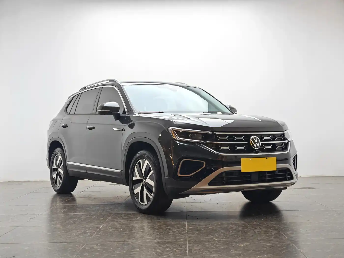 Volkswagen Tayron 2024 300TSI 2WD Luxury Plus Advanced фото 2