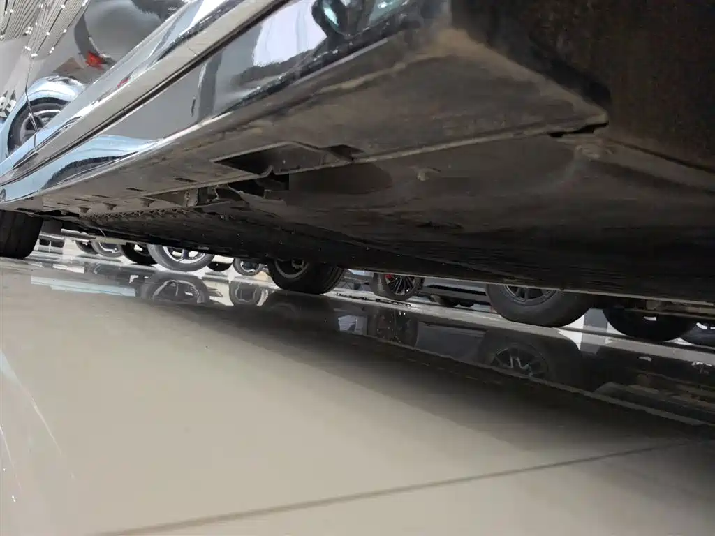 Voyah Auto Voyah Dreamer 2025 PHEV AWD Flagship Kunpeng Edition фото 22