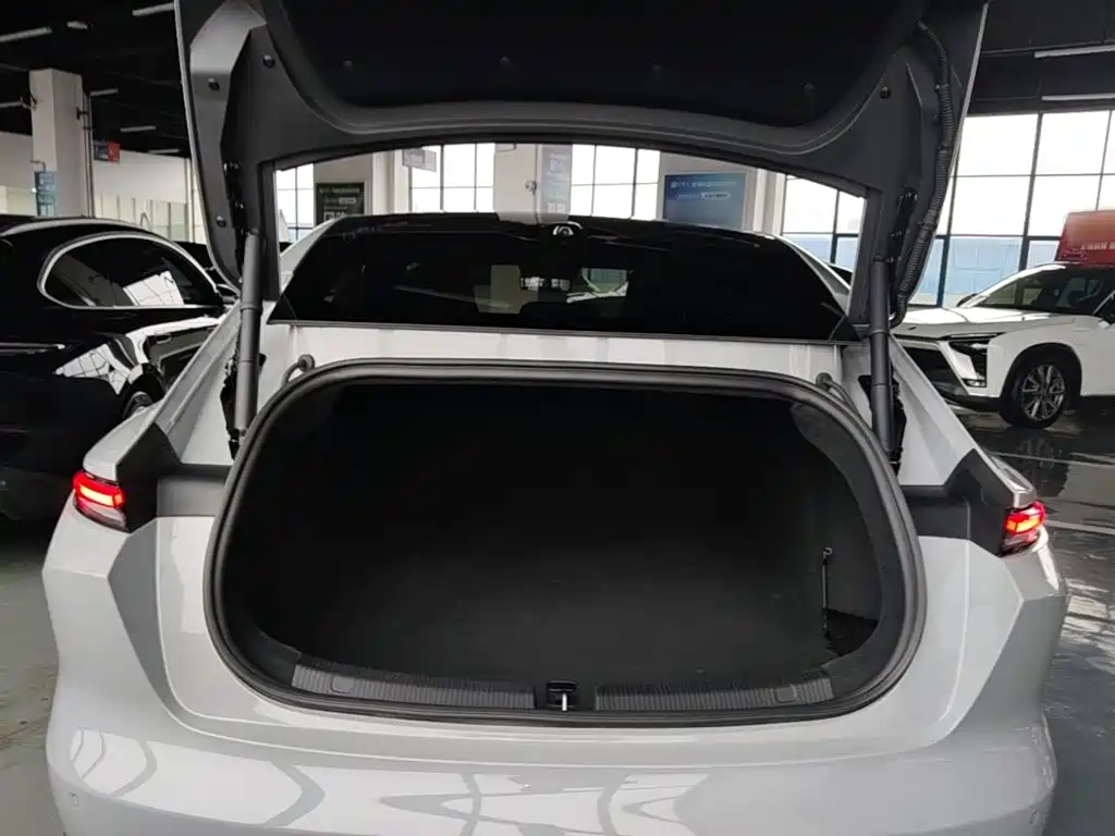 NIO ET5 2025 2025 75kWh