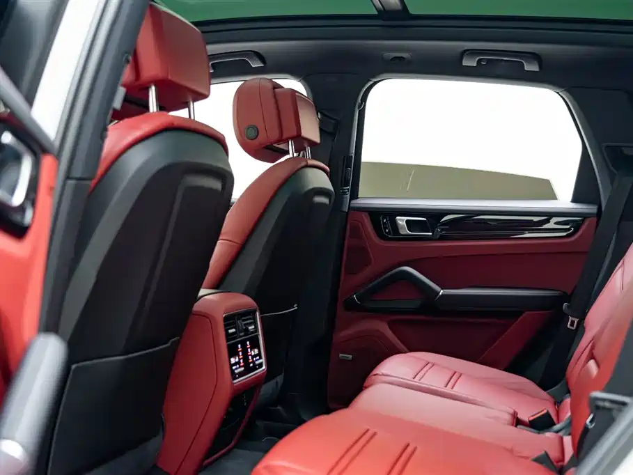 Porsche Cayenne 2018 Cayenne S 2.9T фото 11
