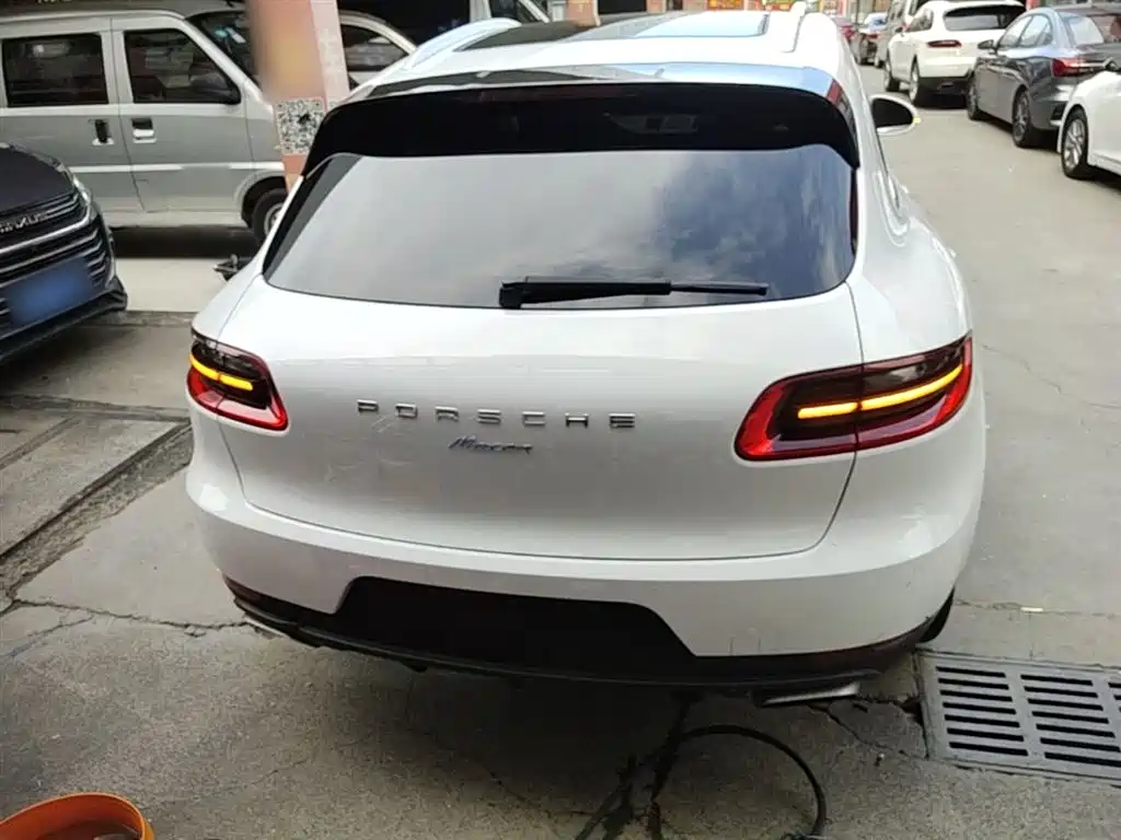 Porsche Macan 2017 Macan 2.0T фото 6