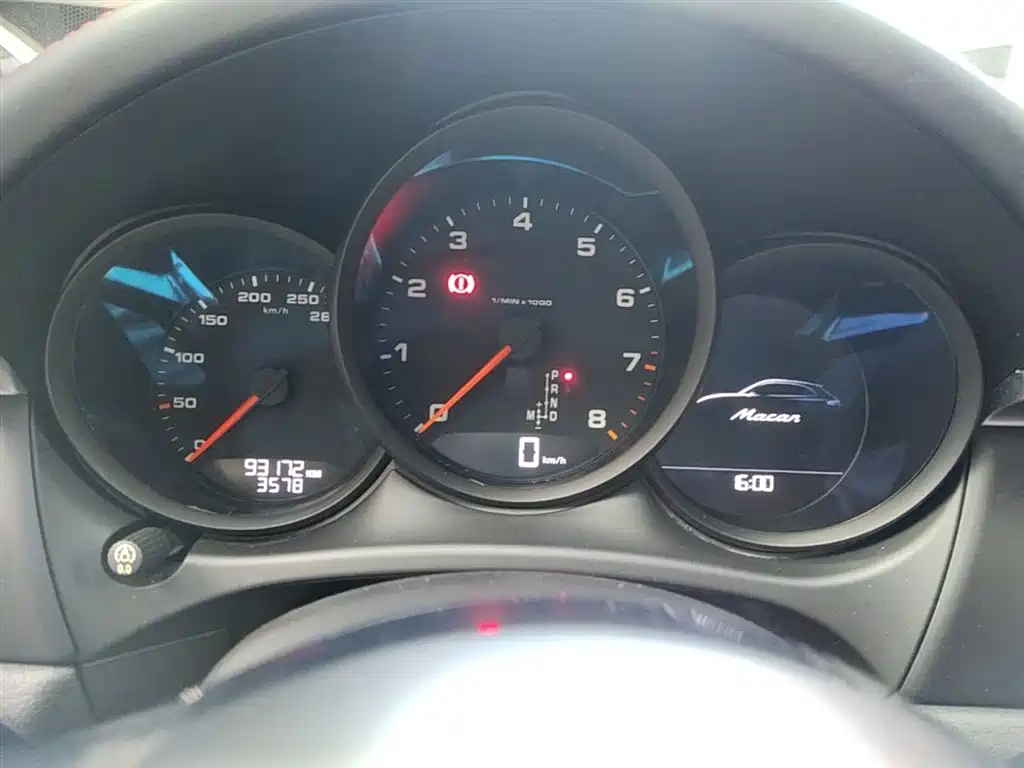 Porsche Macan 2017 Macan 2.0T фото 12