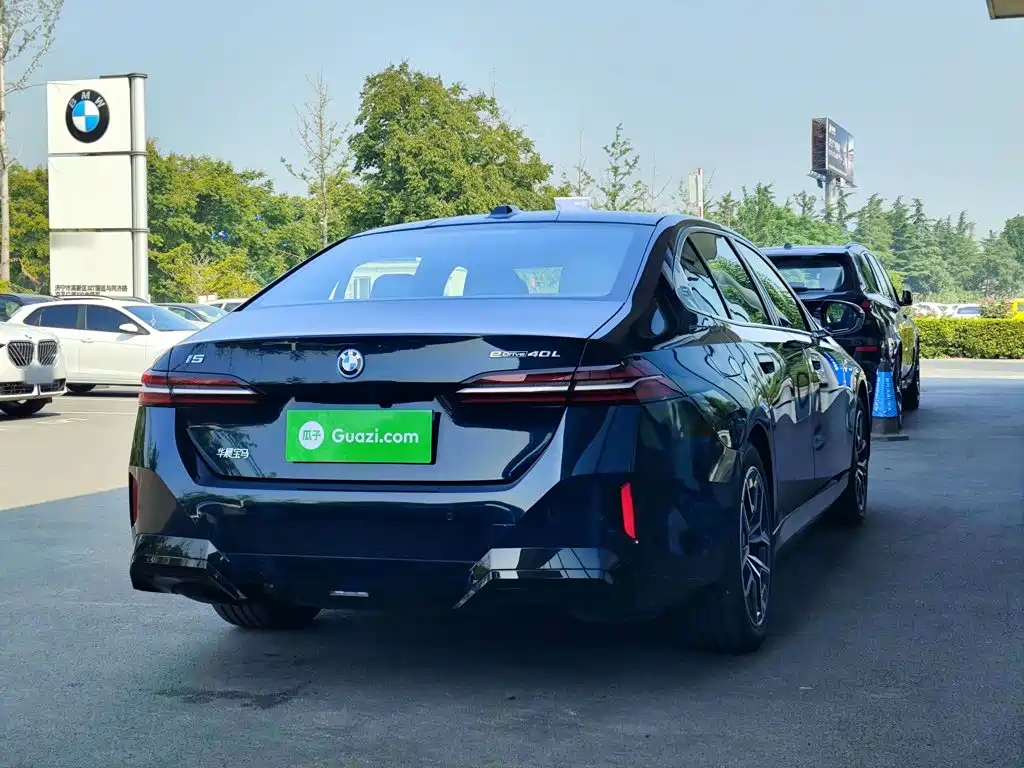 BMW i5 2025 2025 eDrive 40L M Sport Package