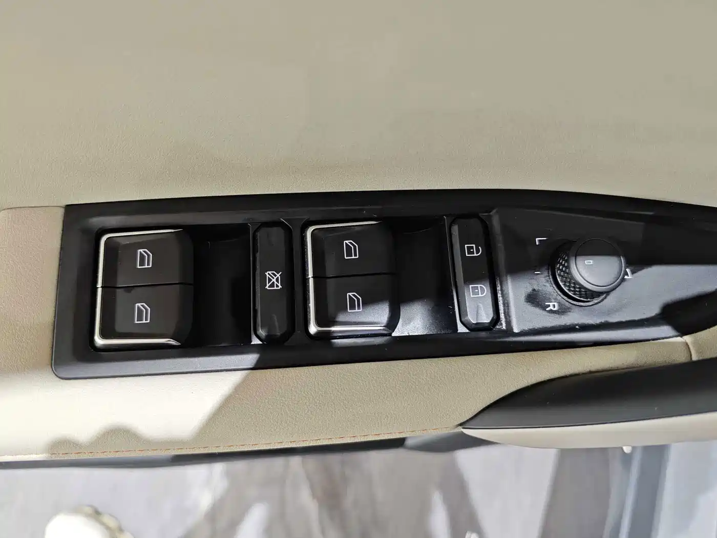 Lynk & Co 06 EM-P 2022 2022 PHEV 84KM Range Pro