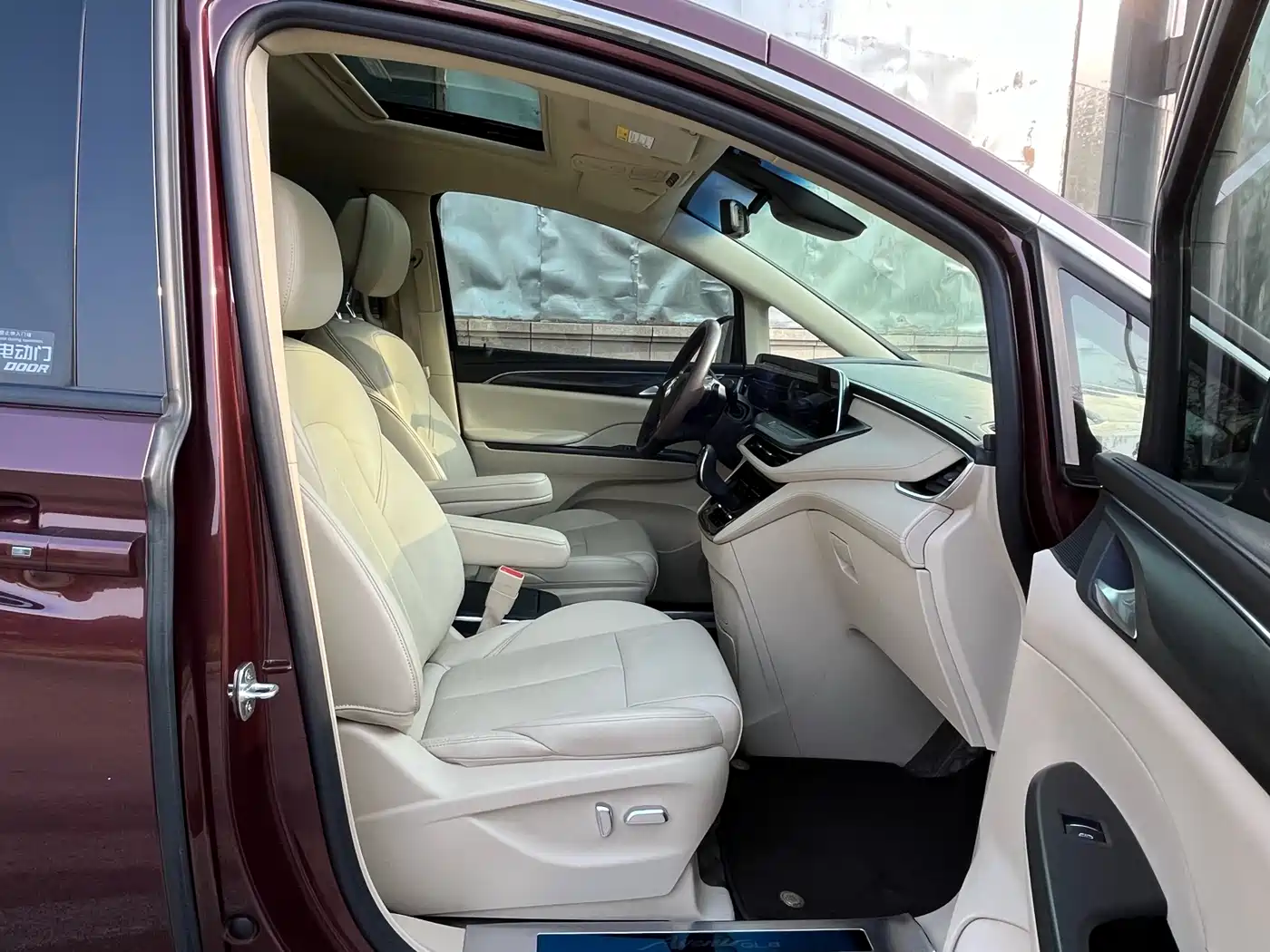 Buick GL8 2023 ES Landmaster Exclusive фото 16