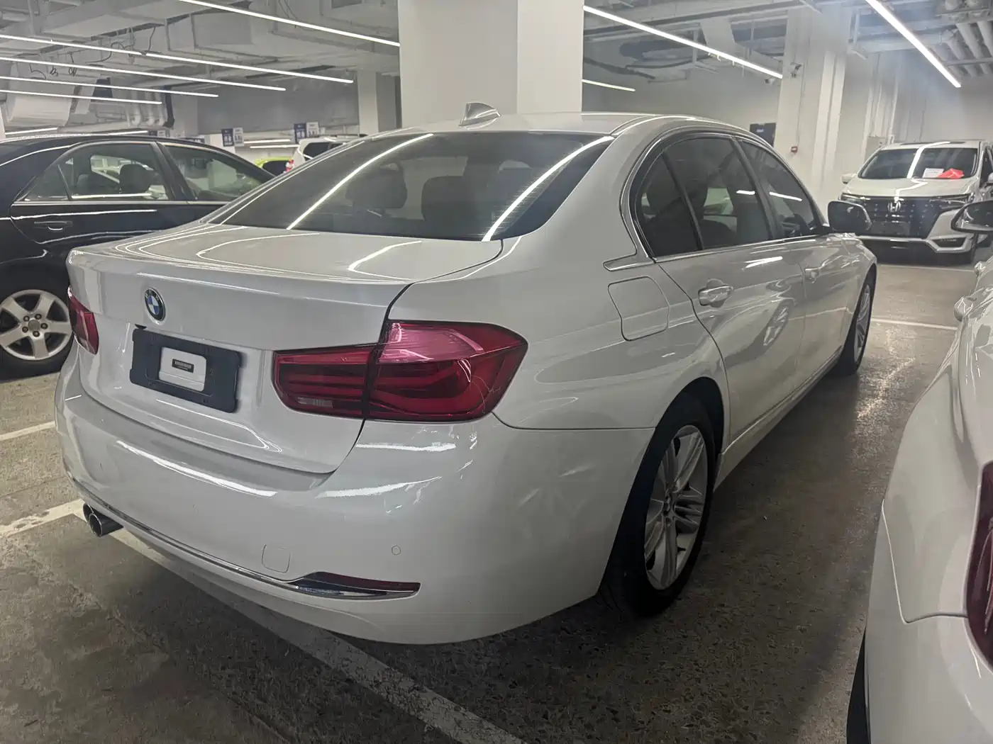 BMW 3 Series 2017 320Li Fashion фото 9