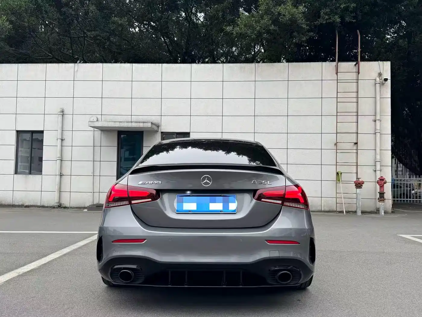 Mercedes-Benz A-Class AMG 2023 Model Year AMG A 35 L 4MATIC фото 9