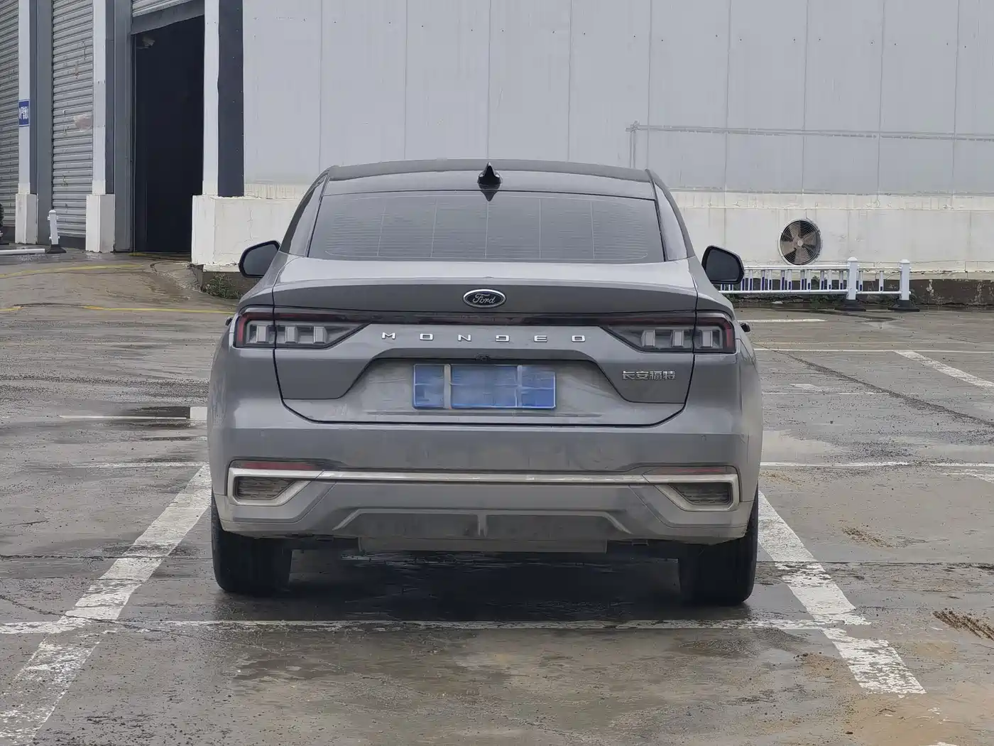FORD MONDEO